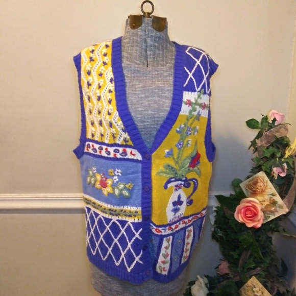 Vintage Sweaters - Vintage Napa Valley Cottagecore Blue & Yellow Floral Embroidered Sweater Vest